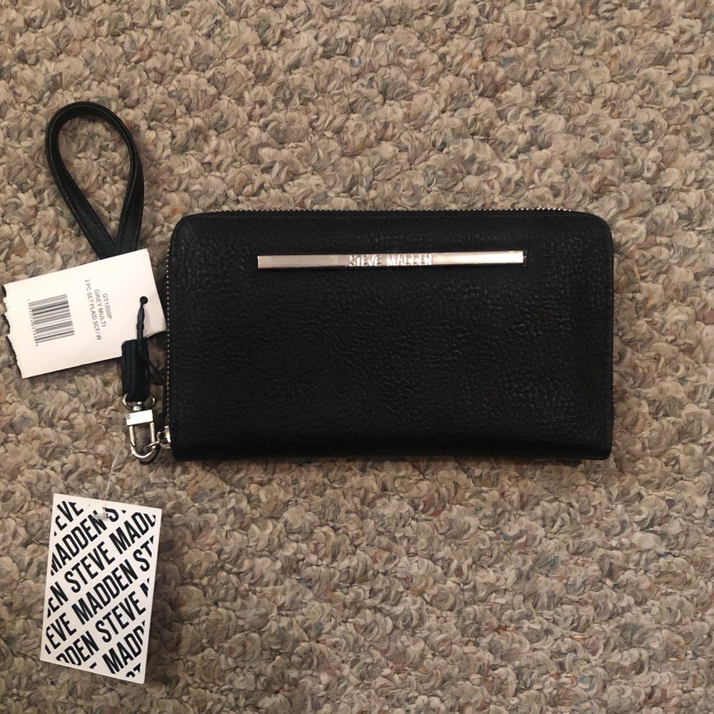 NWT black Steve Madden wallet